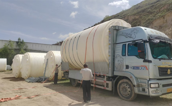 定西立式运输桶装车中